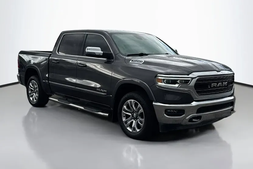 2024 Ram 1500 Limited photo 1
