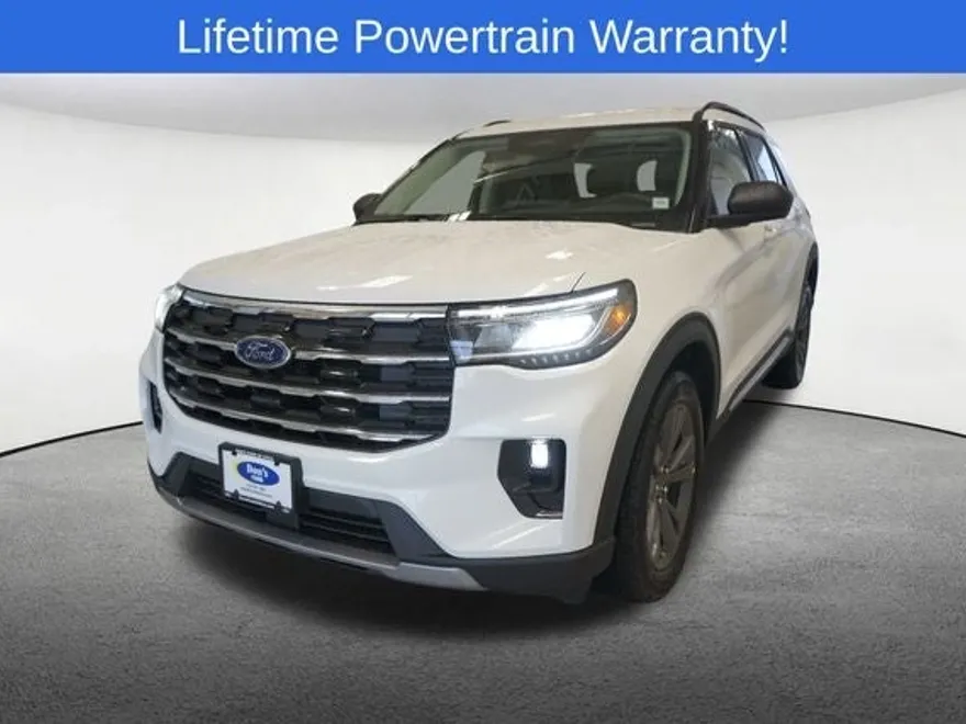 2025 Ford Explorer photo 1