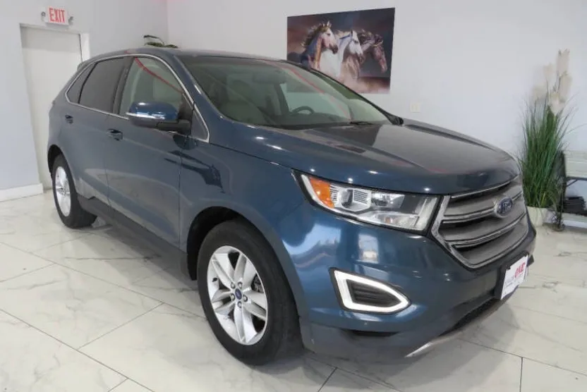 2016 Ford Edge SEL photo 1