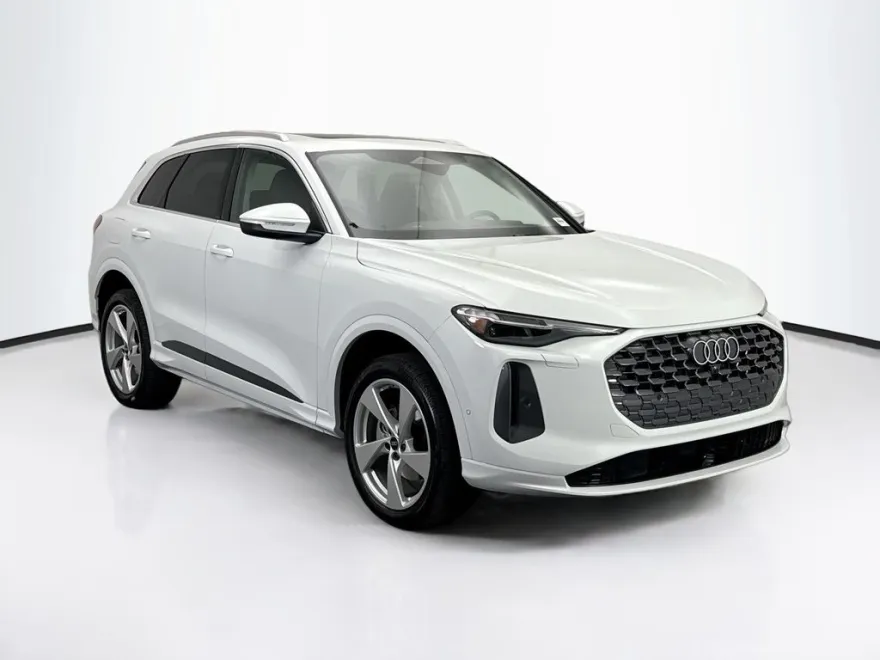 2025 Audi Q5 2.0T Premium Plus photo 1
