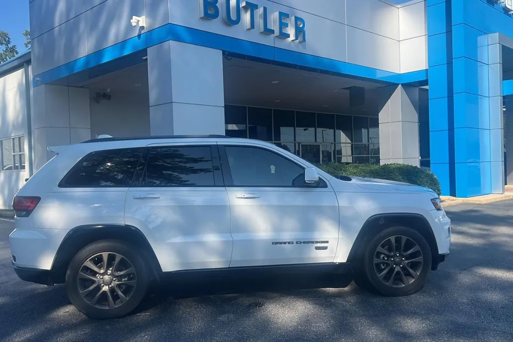 2016 Jeep Grand Cherokee Limited photo 1