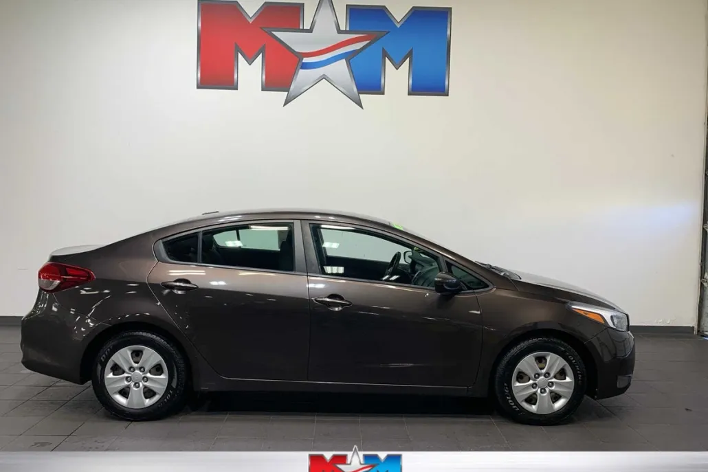 2018 Kia Forte LX Base photo 1