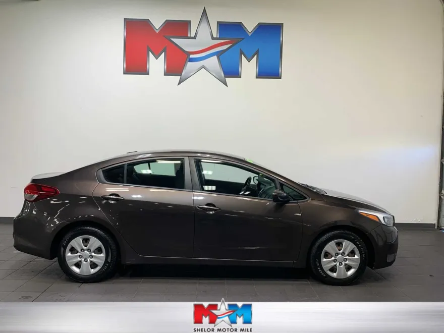2018 Kia Forte LX Base photo 1