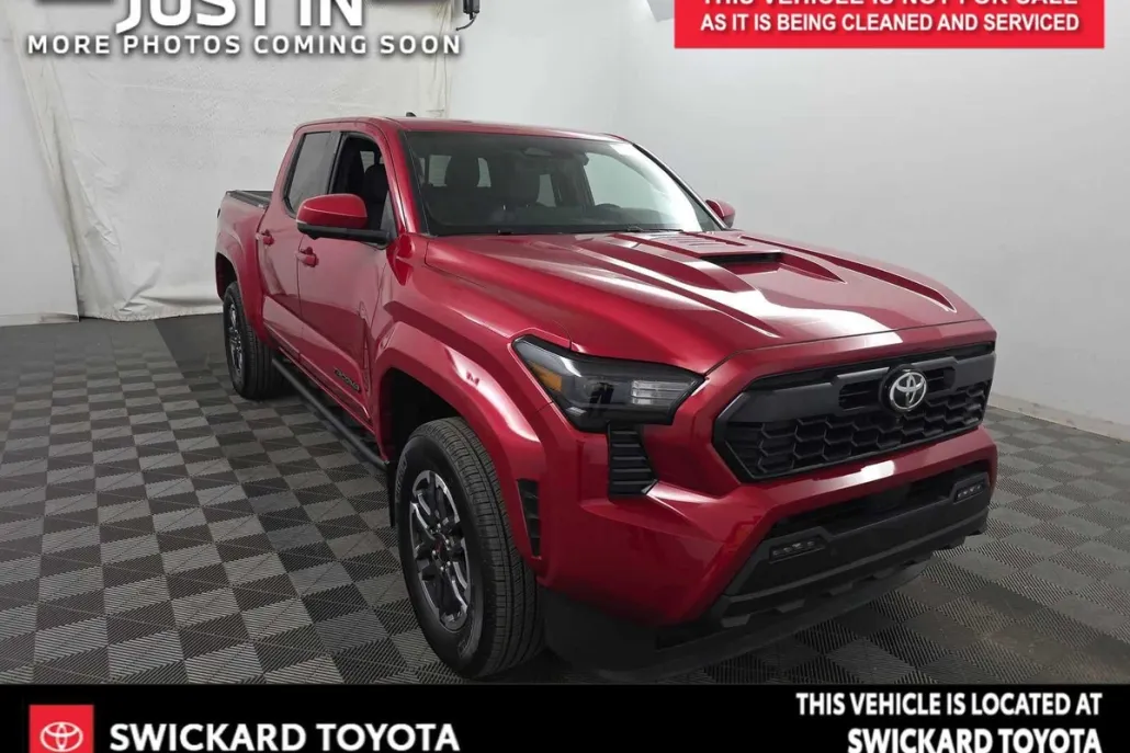 2024 Toyota Tacoma TRD Sport Double Cab photo 1