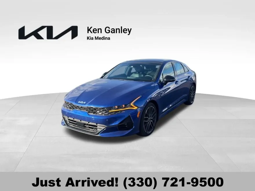 2023 Kia K5 GT photo 1