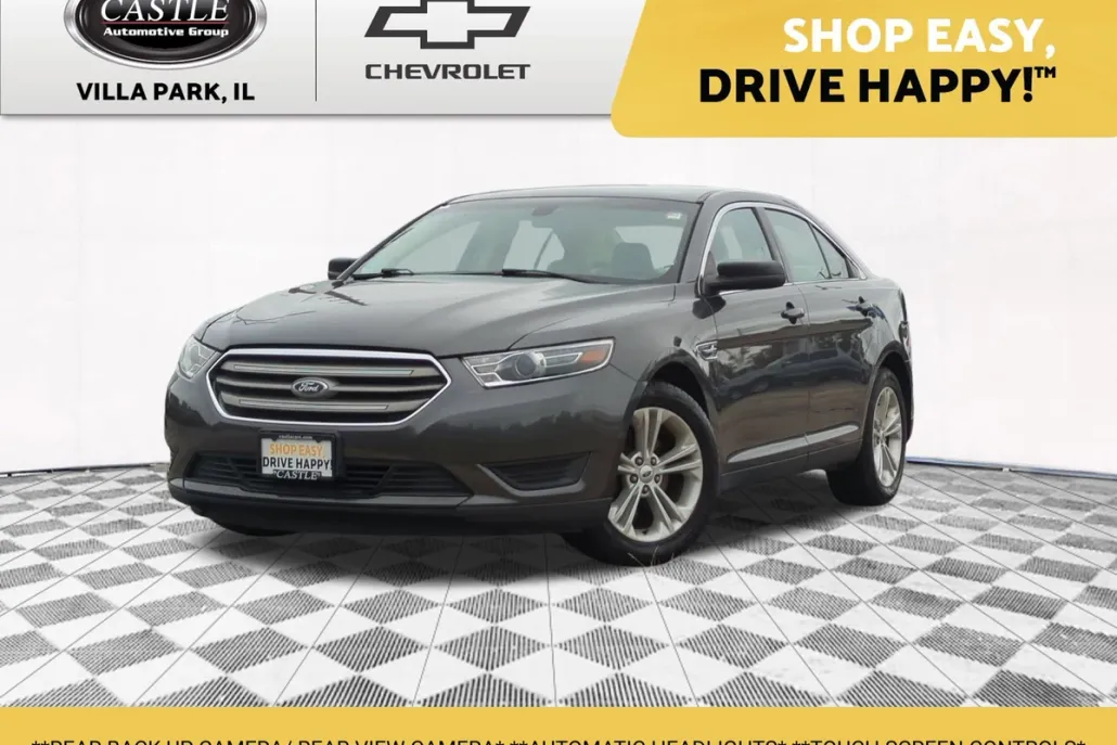 2017 Ford Taurus SE photo 1