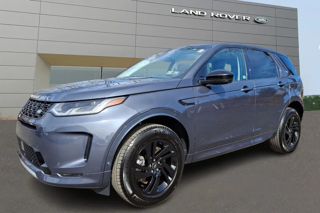 2024 Land Rover Discovery Sport S photo 1