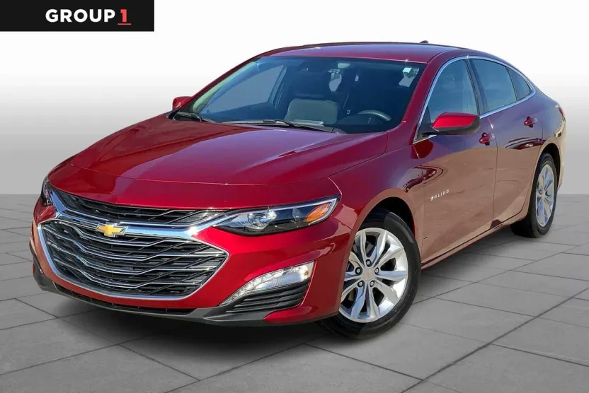 2024 Chevrolet Malibu 1LT photo 1
