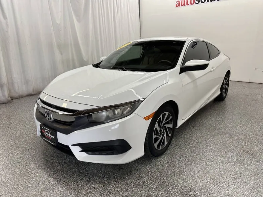 2016 Honda Civic LX photo 1
