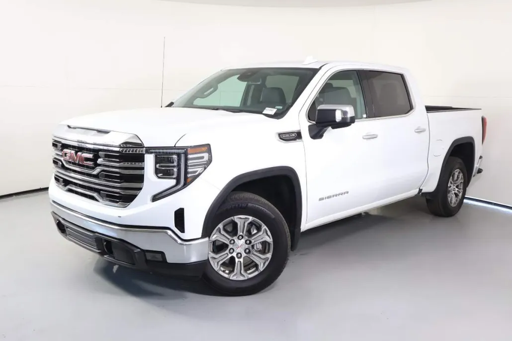 2024 Gmc Sierra 1500 SLT photo 1