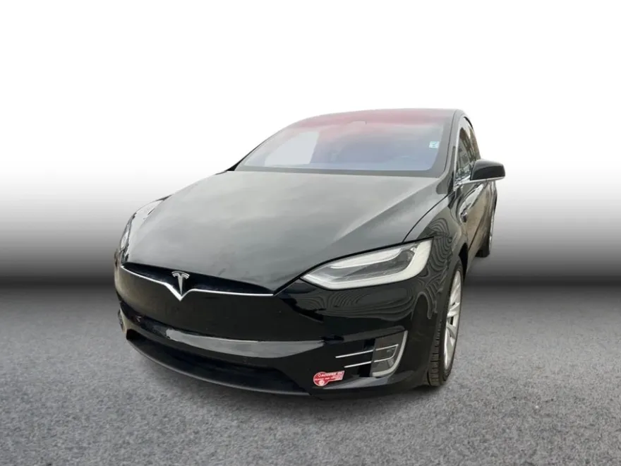 2017 Tesla Model X 75D photo 1