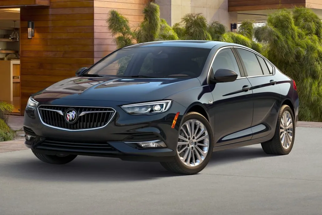 2019 Buick Regal Sportback Essence photo 1