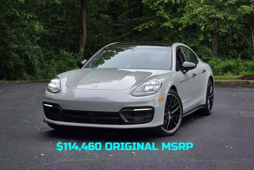 2021 Porsche Panamera 4 photo 1