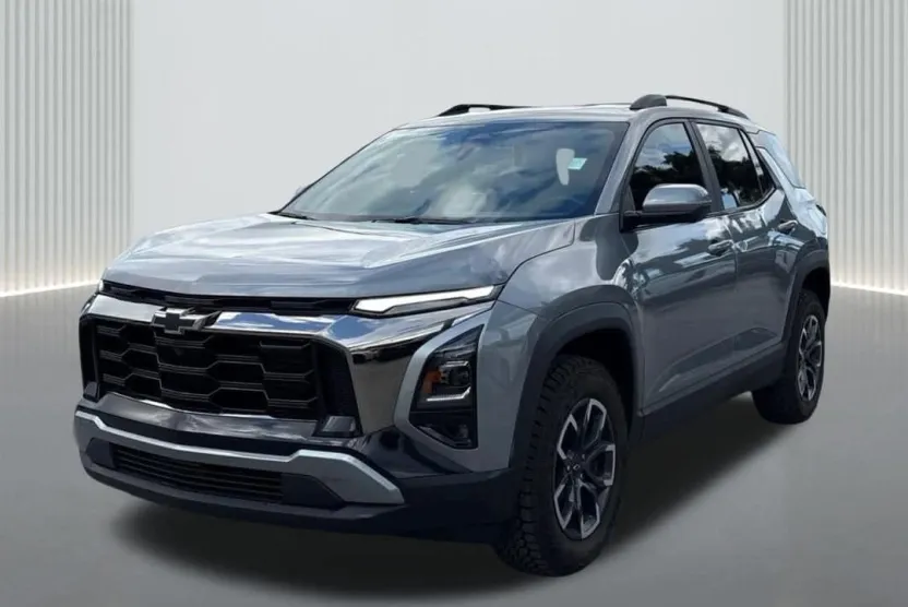 2025 Chevrolet Equinox ACTIV photo 1