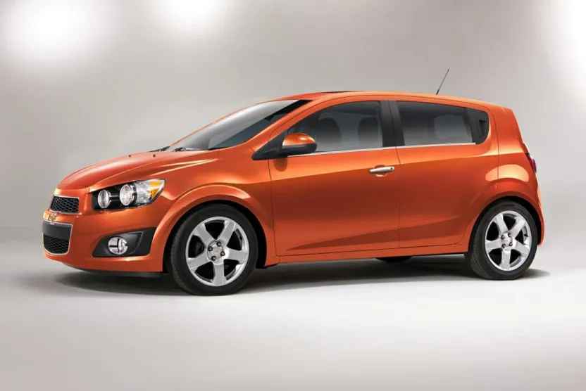 2015 Chevrolet Sonic LT photo 1