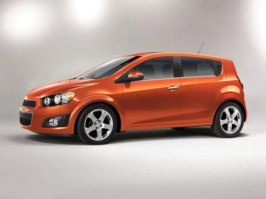 2015 Chevrolet Sonic LT photo 1