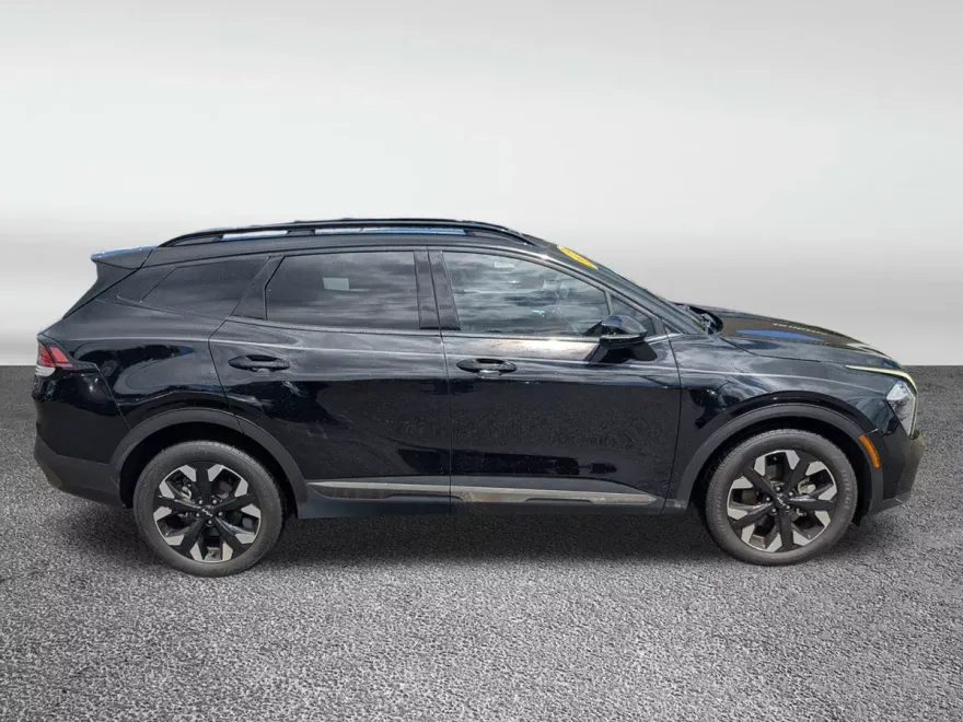2023 Kia Sportage X-Line photo 1