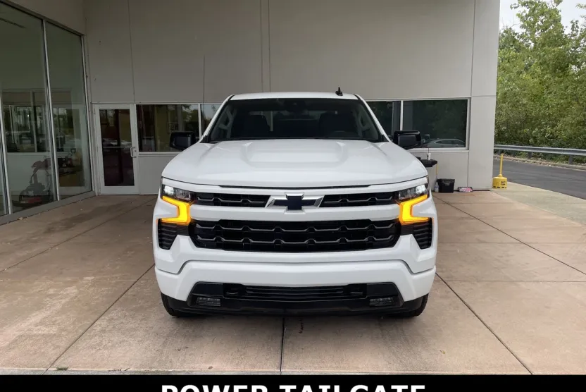 2025 Chevrolet Silverado 1500 RST photo 1