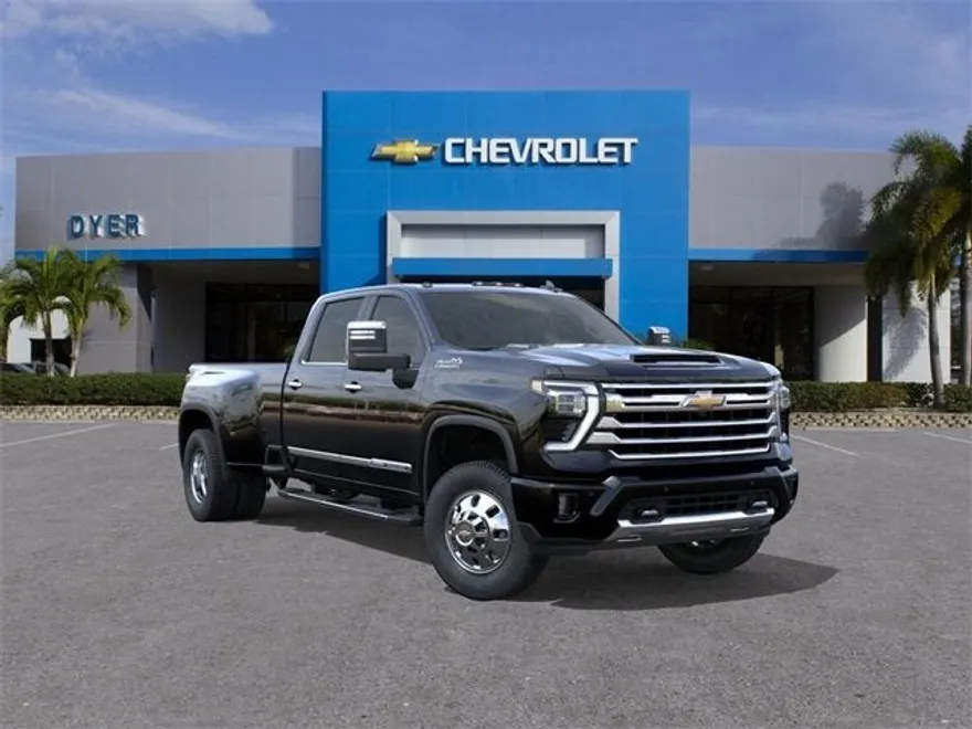 2026 Chevrolet Silverado 3500HD High Country photo 1