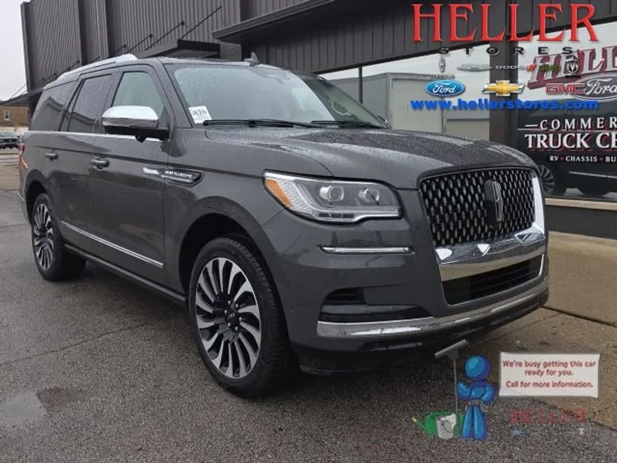 2024 Lincoln Navigator Black Label photo 1