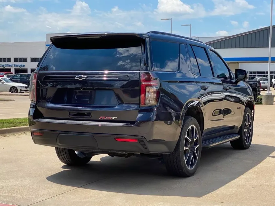 2024 Chevrolet Tahoe RST photo 1