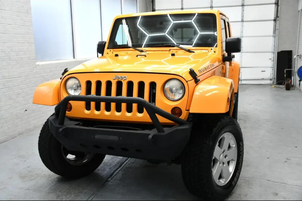 2012 Jeep Wrangler Unlimited Rubicon High Tide photo 1