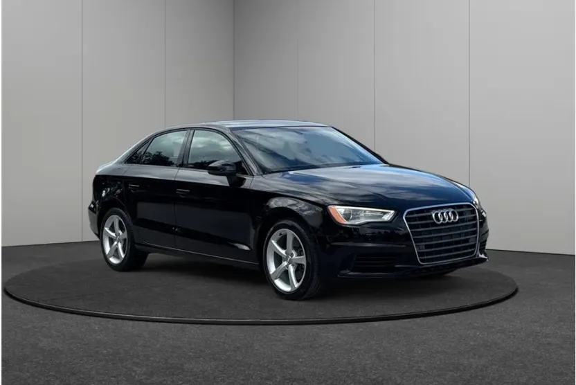 2016 Audi A3 Premium photo 1