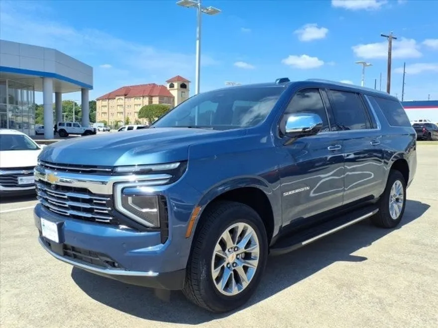 2026 Chevrolet Suburban Premier photo 1