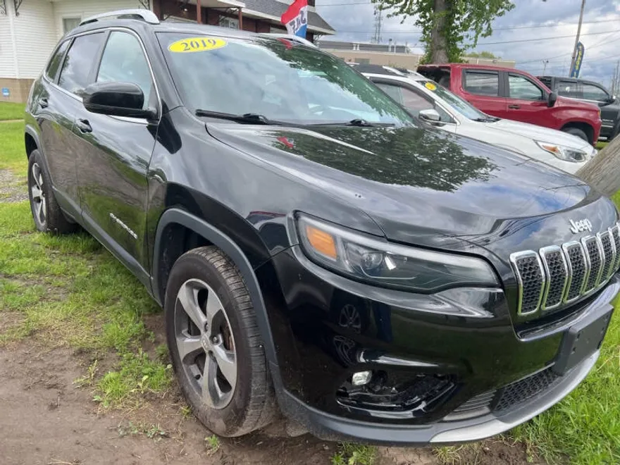 2019 Jeep Cherokee Limited photo 1