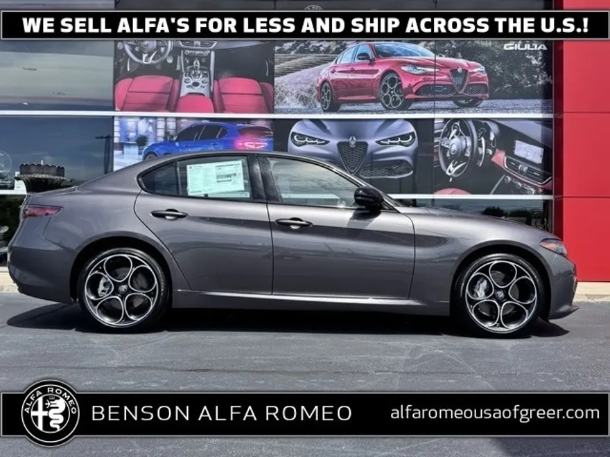 2025 Alfa Romeo Giulia SPRINT photo 1