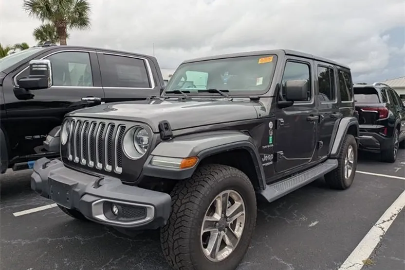 2018 Jeep Wrangler Unlimited Sahara photo 1