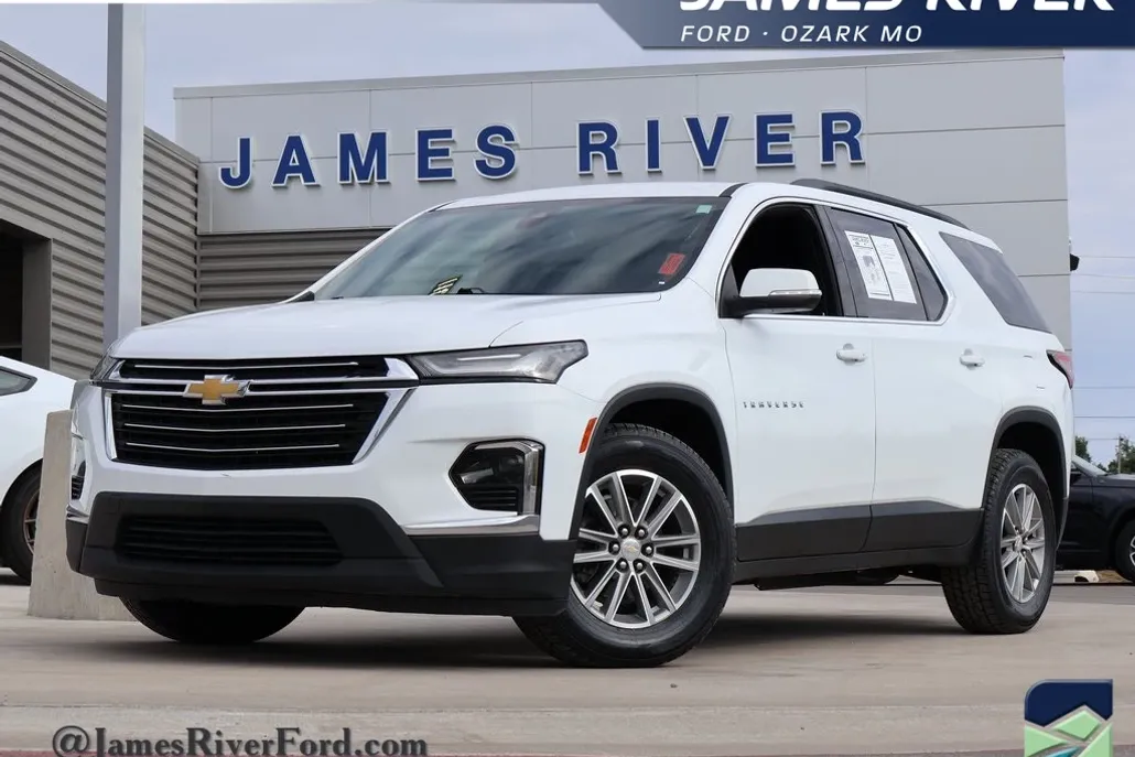 2022 Chevrolet Traverse Leather photo 1