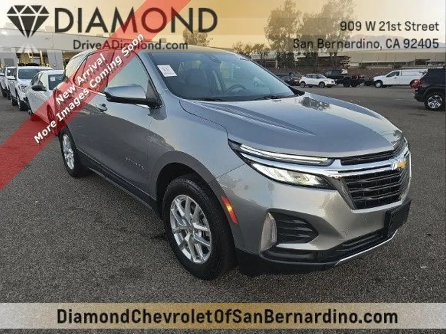 2024 Chevrolet Equinox LT photo 1
