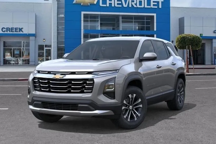 2026 Chevrolet Equinox LT photo 1