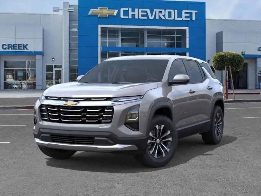 2026 Chevrolet Equinox LT photo 1