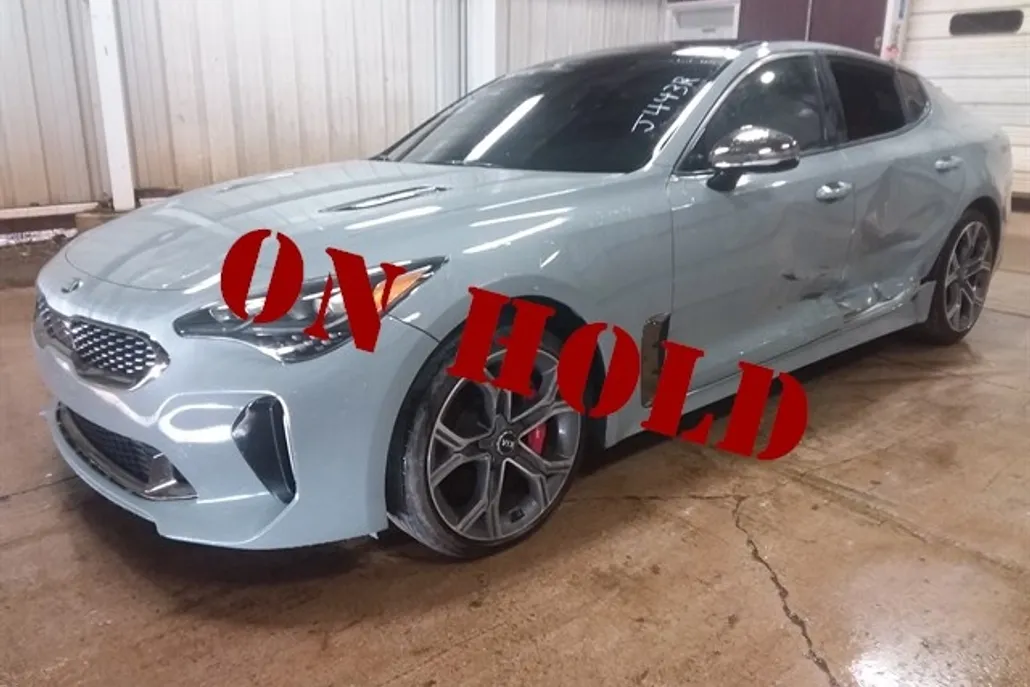 2019 Kia Stinger GT2 photo 1
