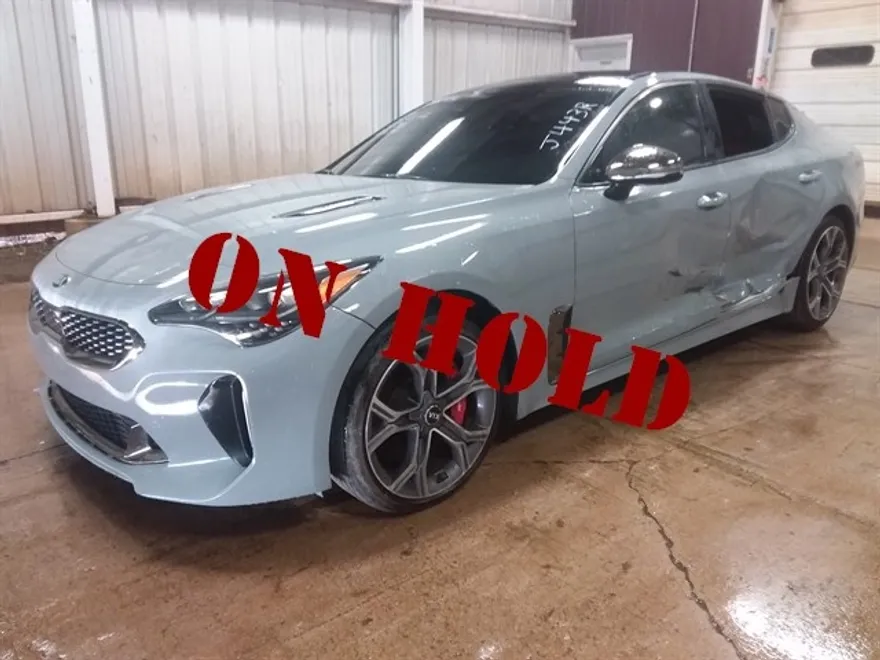 2019 Kia Stinger GT2 photo 1