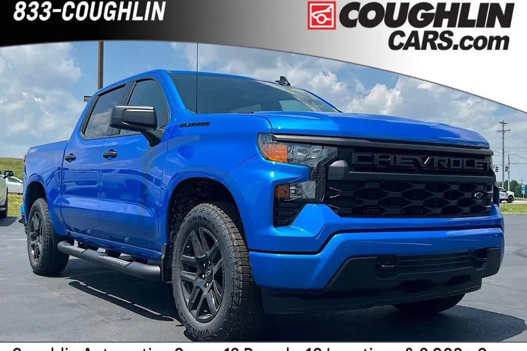 2025 Chevrolet Silverado 1500 Custom photo 1