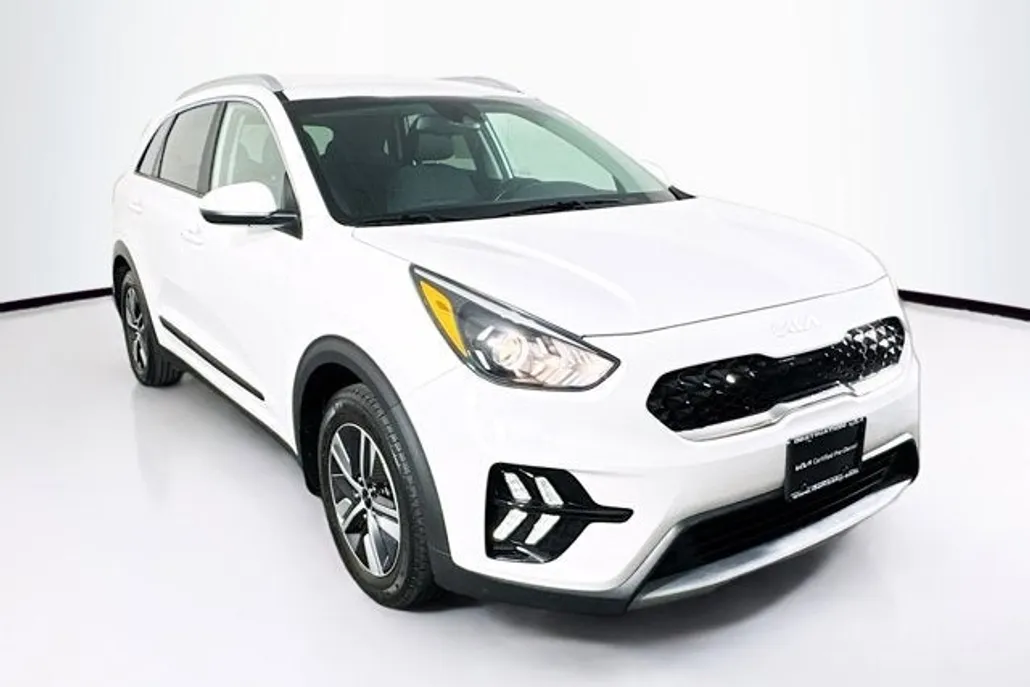 2022 Kia Niro Plug-In Hybrid LXS photo 1