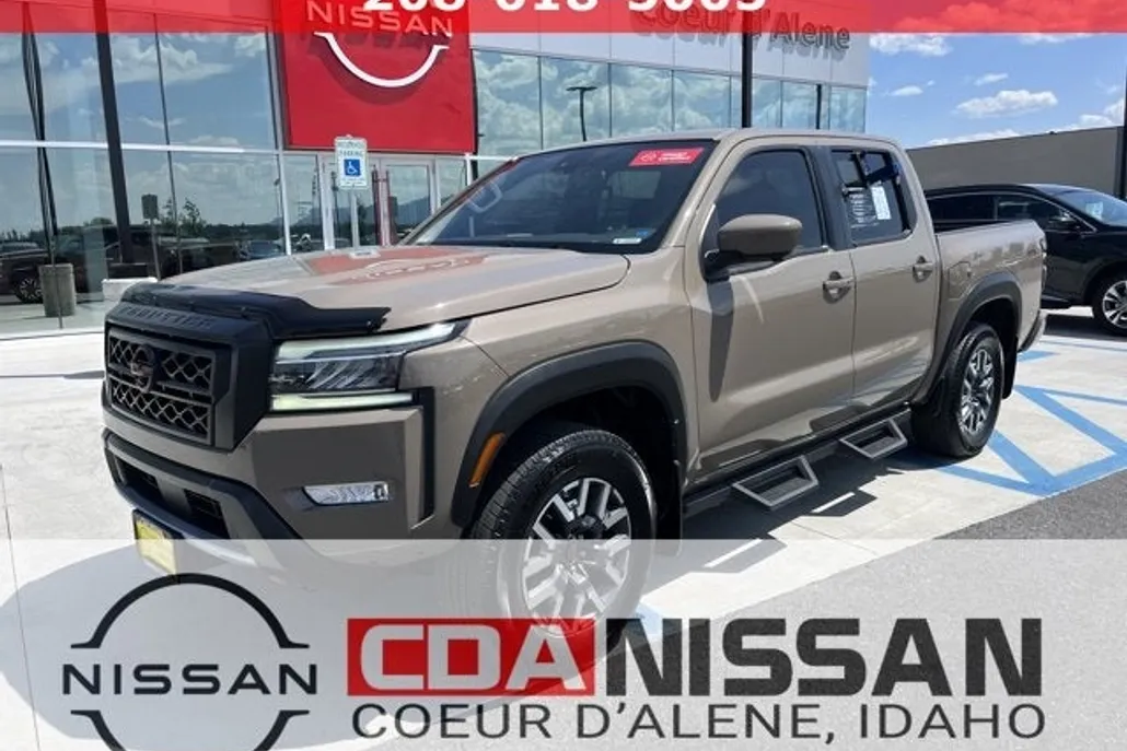 2023 Nissan Frontier PRO-4X photo 1