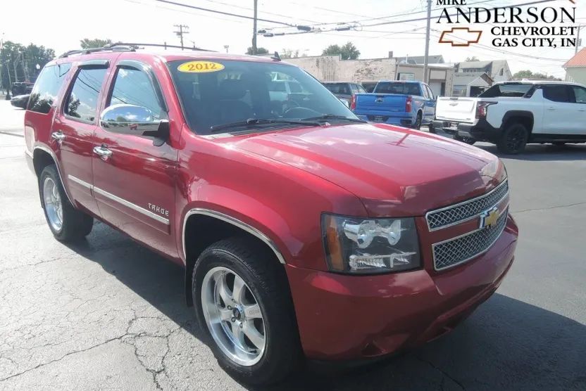 2012 Chevrolet Tahoe LTZ photo 1