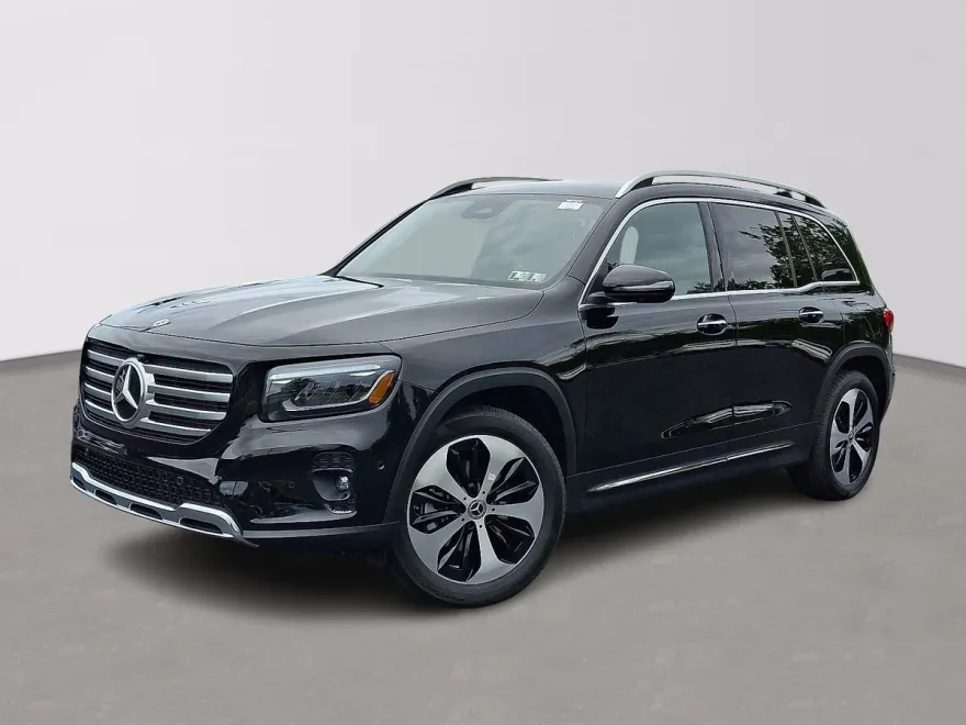 2025 Mercedes Benz GLB 250 4MATIC photo 1