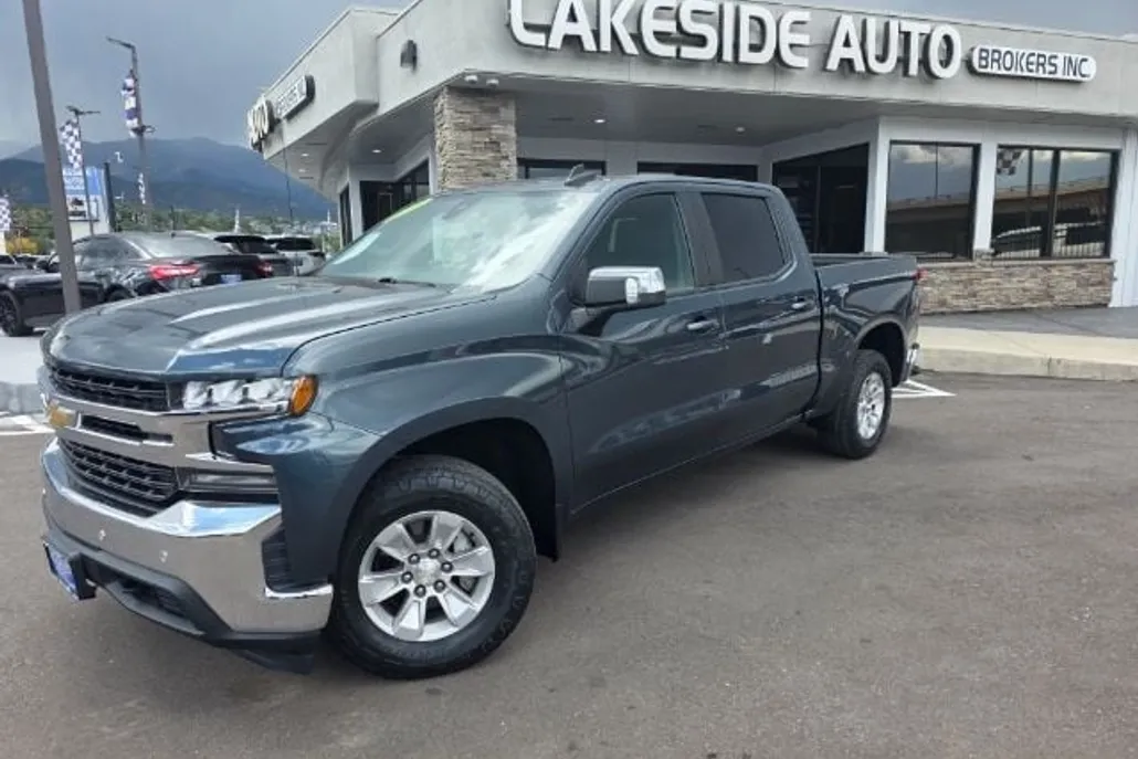 2019 Chevrolet Silverado 1500 LT photo 1