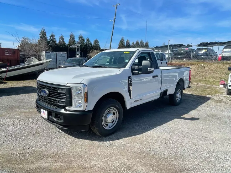2025 Ford F-250 photo 1