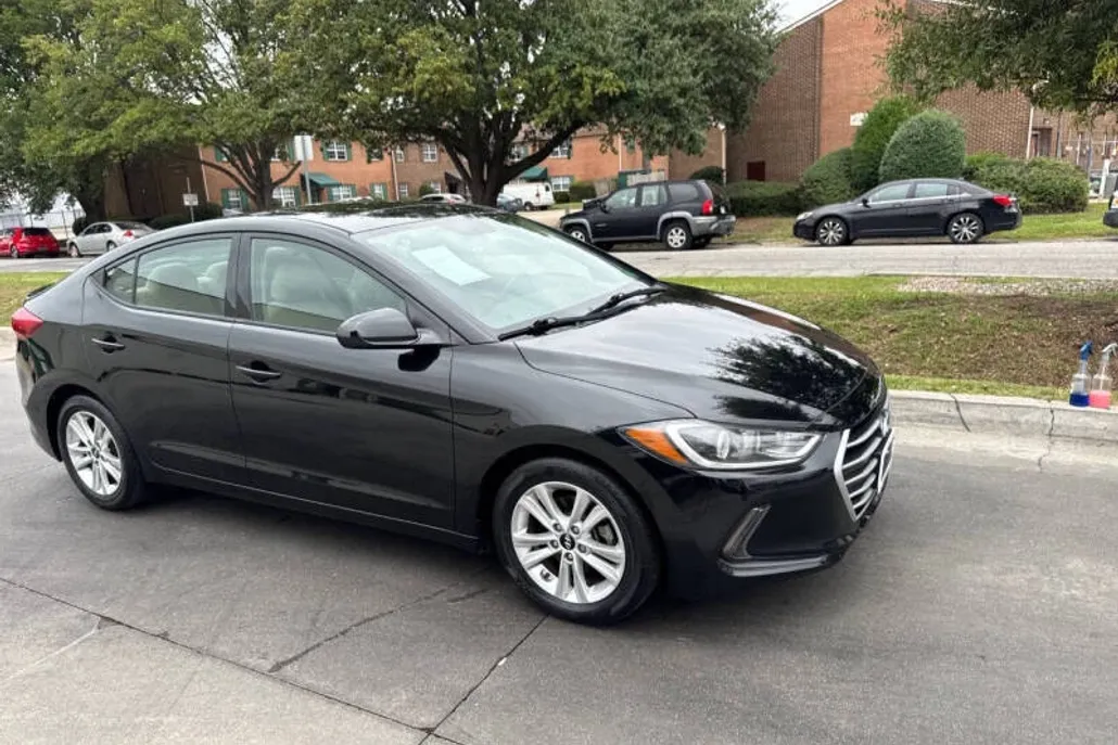 2018 Hyundai Elantra Value Edition photo 1