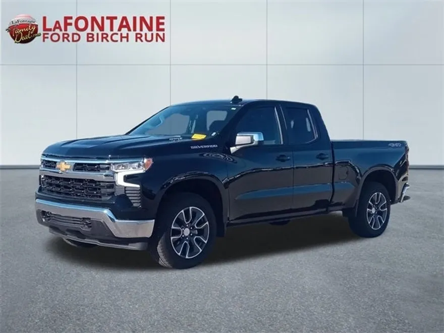 2025 Chevrolet Silverado 1500 LT photo 1