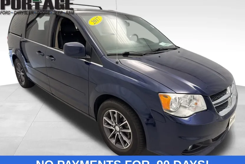 2017 Dodge Grand Caravan SXT photo 1