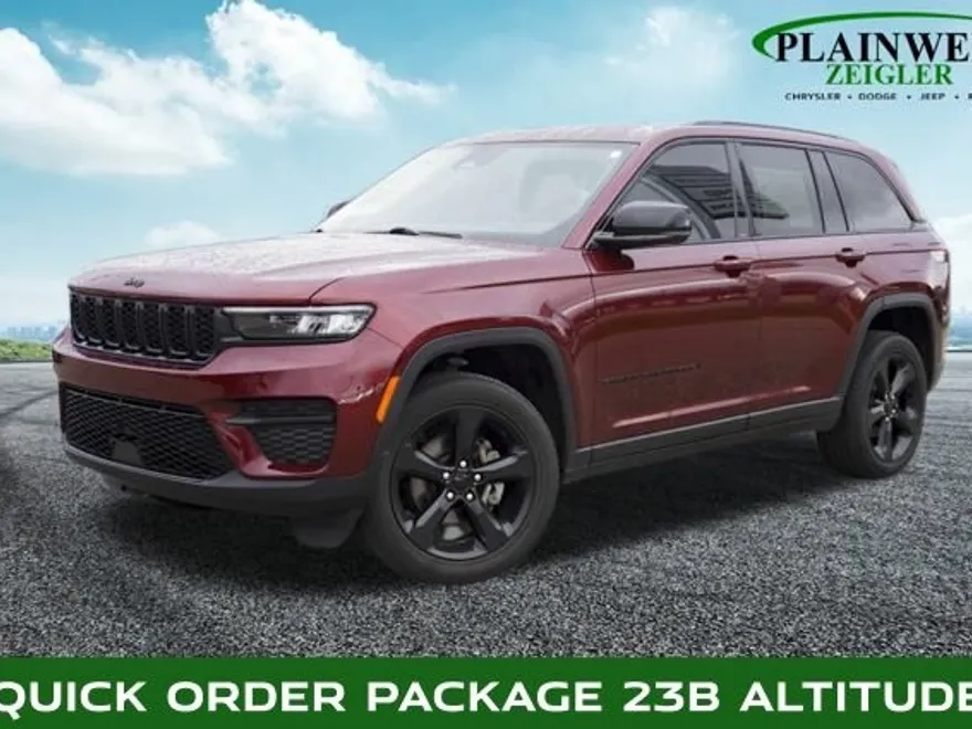 2023 Jeep Grand Cherokee Altitude photo 1