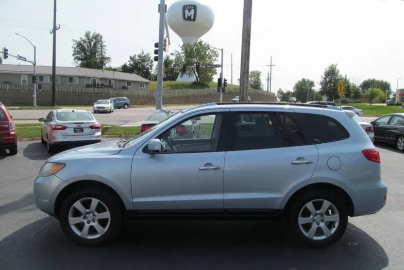 2008 Hyundai Santa Fe SE photo 1
