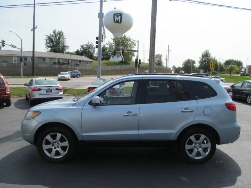 2008 Hyundai Santa Fe SE photo 1